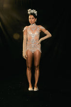 Carregar imagem no visualizador da galeria, Macaquinho aplicação pedras