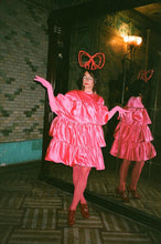 Carregar imagem no visualizador da galeria, Vestido bombom pink
